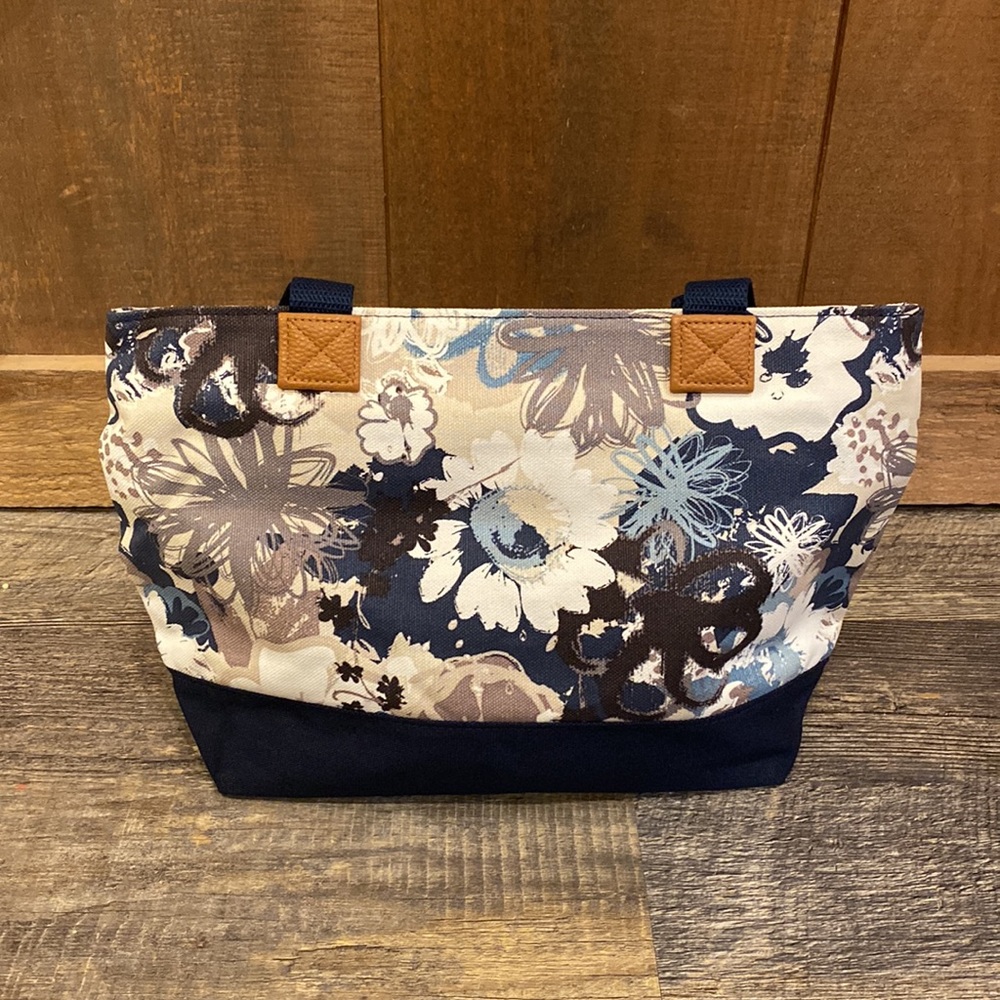 Thirty one Demi day bag